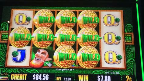 Watch Big Pokie Wins with Free Spins Bonus Australia.